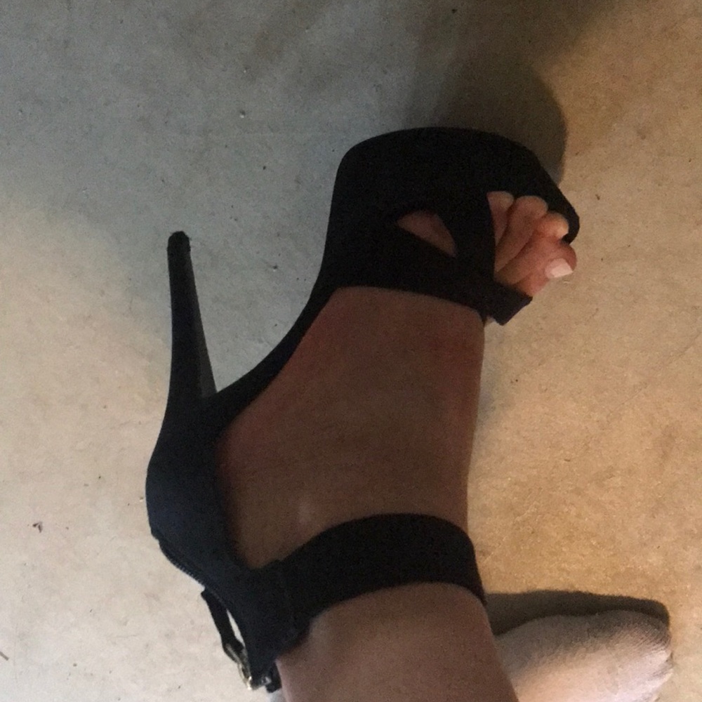 Platform heels - Picture 3 of 3